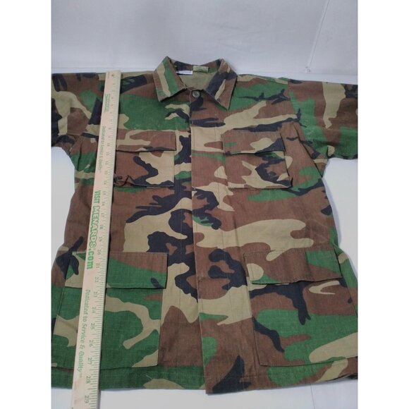 Vanguard Woodland Camouflage Jacket Size Medium Regular - Picture 5 of 5
